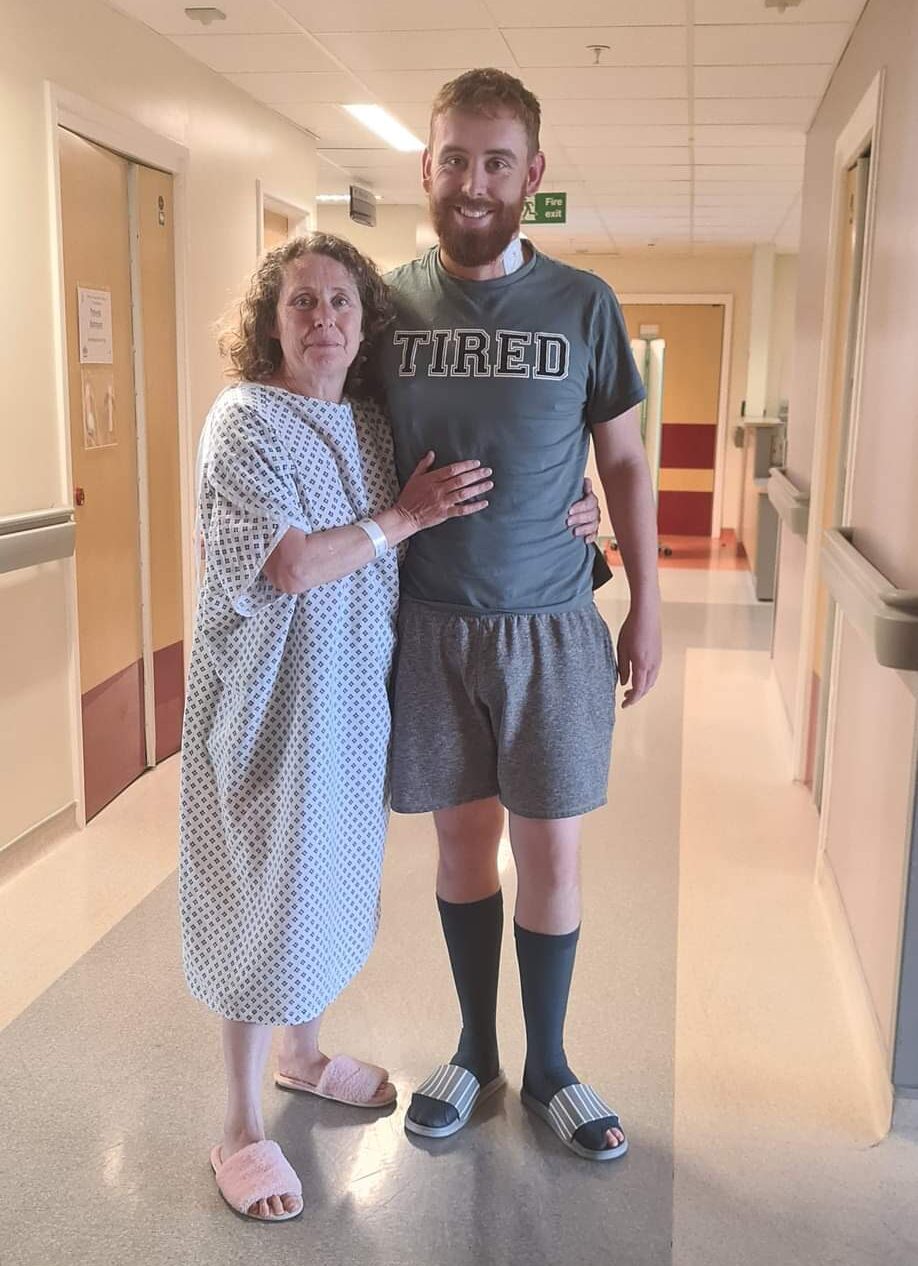 Living kidney donor Julie and her son and kidney recipient Will in hospital